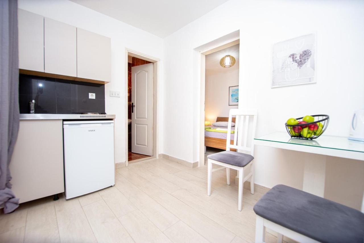 Novak Apartment *