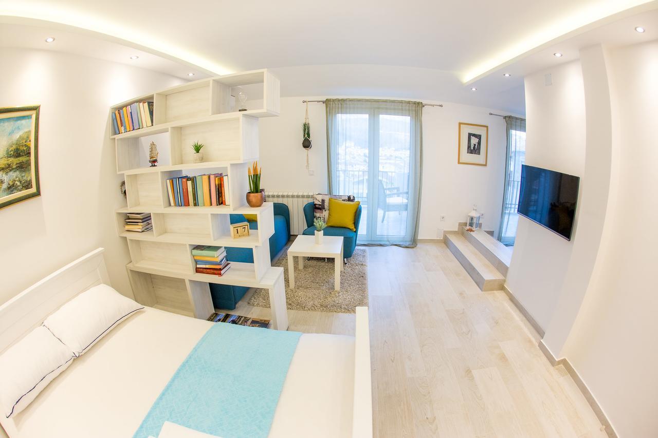 Novak Apartment